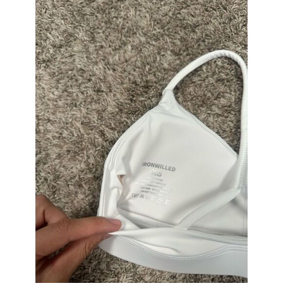 NWOT Iron Willed Core V-neck Sports Bra White Gym Lifting XS Racerback Dagger - Picture 5 of 8